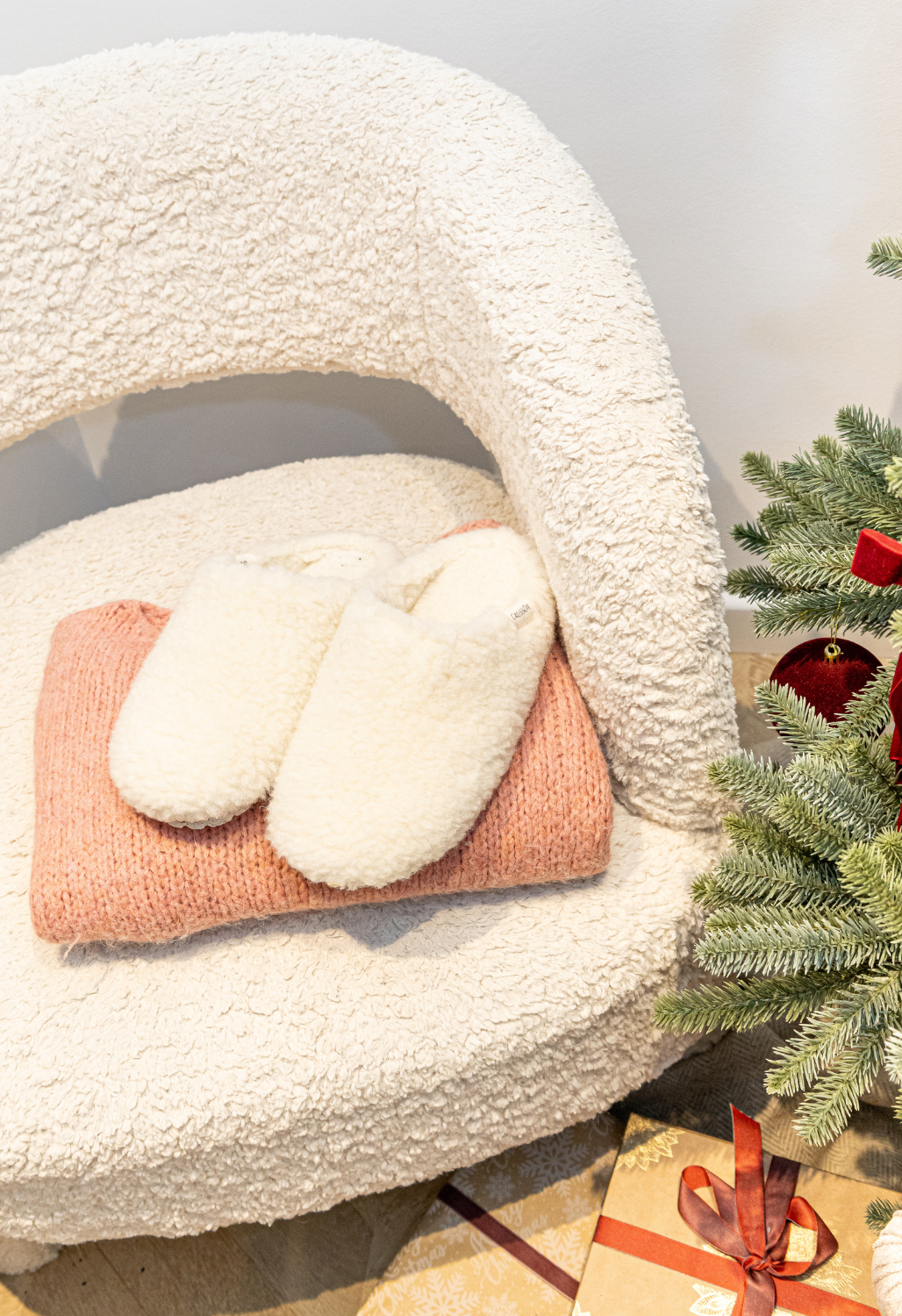 Claudine Fluffy Cream