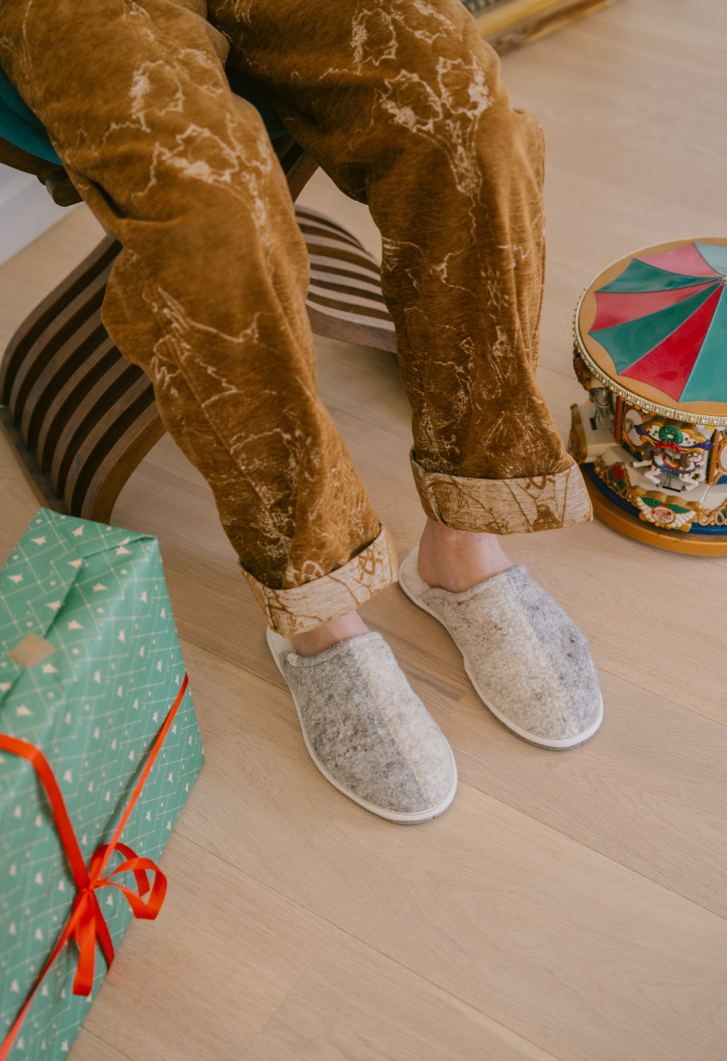 Lynette Natural and Ash