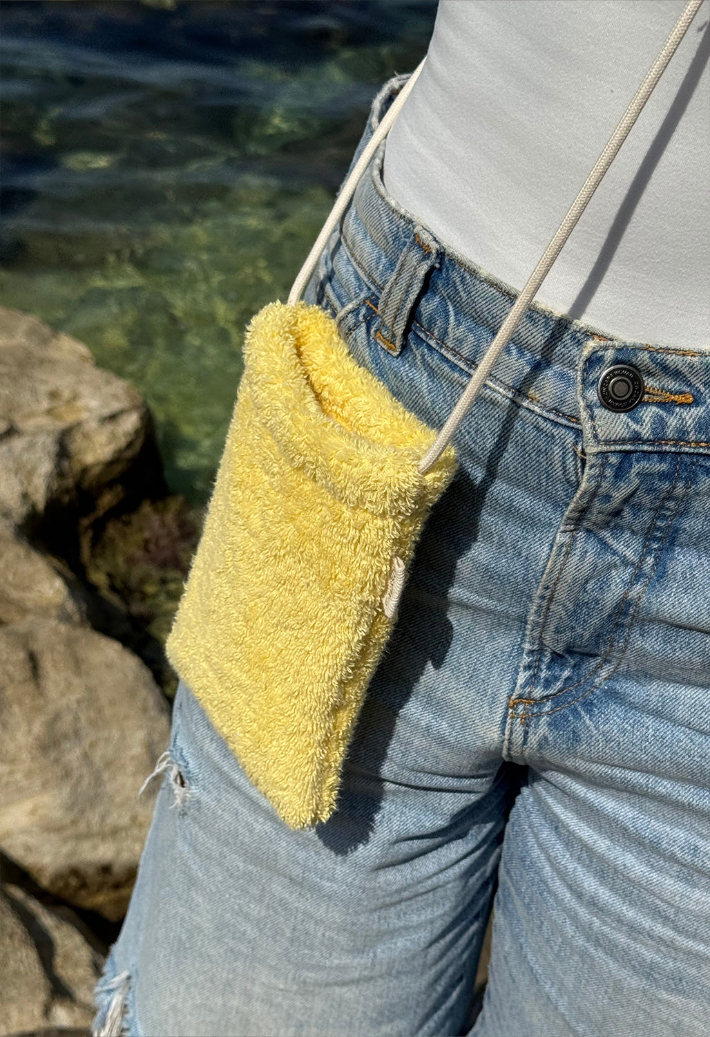 Pochette Téléphone Éponge Jaune Citron